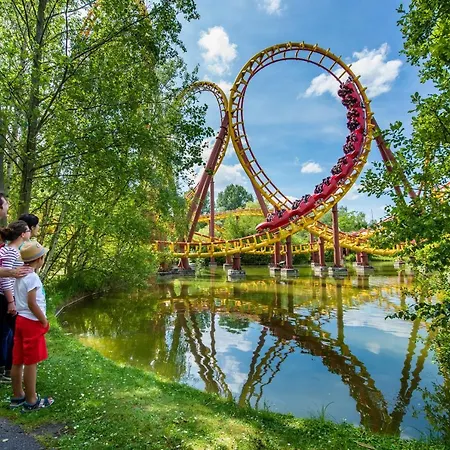 Les Quais De Lutece Отель 4*