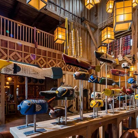 Les Quais De Lutece Plailly