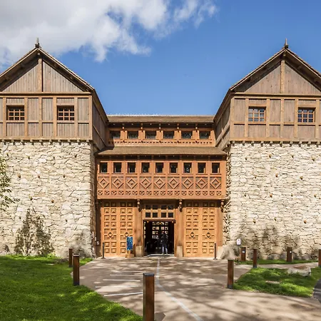 Hotel Les Quais De Lutece Plailly