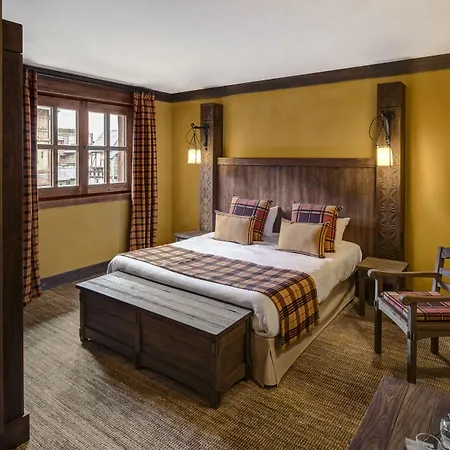 Hotel Les Quais De Lutece 4*