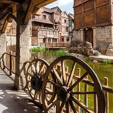 Les Quais De Lutece
